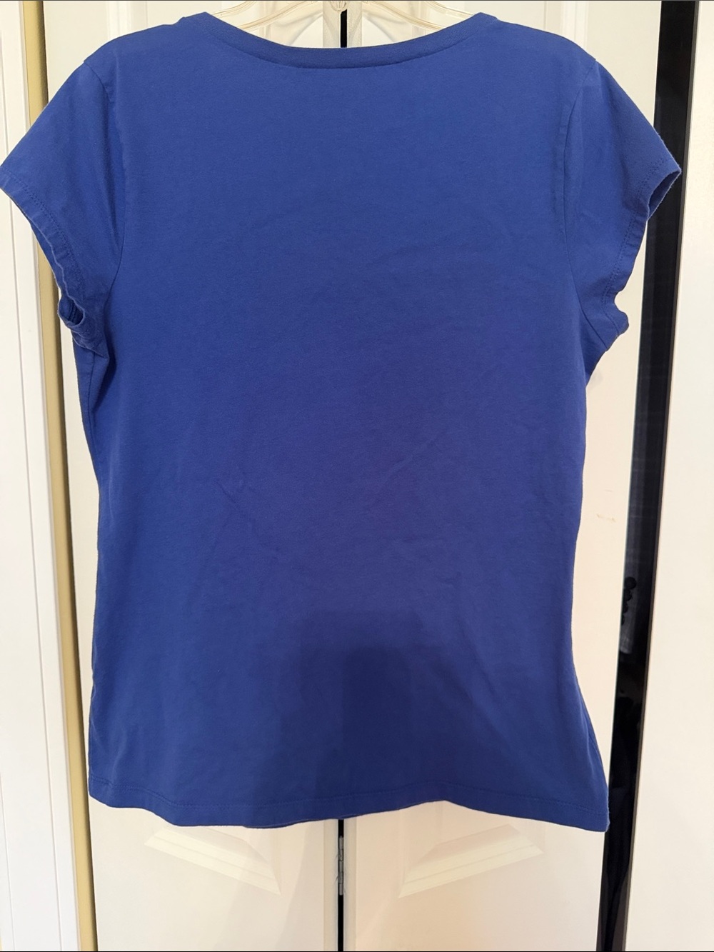 Women's Superman V-Neck Graphic T-Shirt, Blue, Size M - Picture 6 of 7